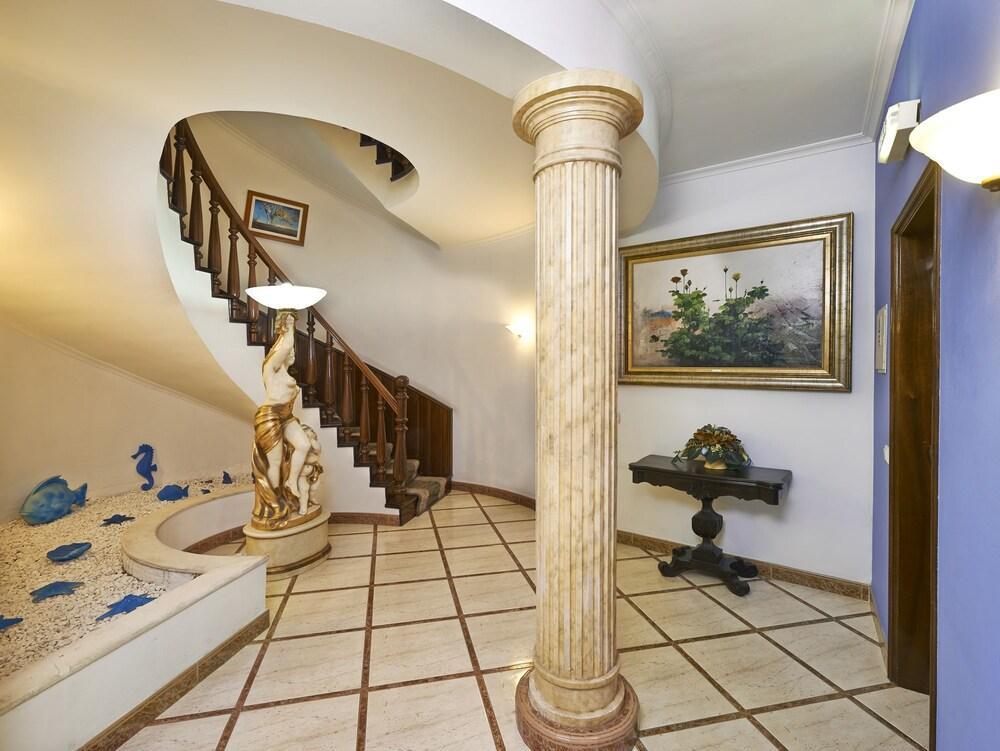 Bertolina Guest House Albufeira Eksteriør bilde
